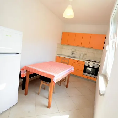 Apartman Anica *
